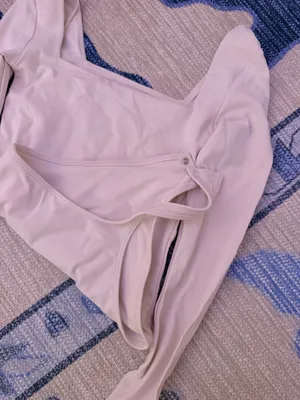 Aritzia Babaton Bodysuit Contour Long Sleeve thumbnail 2