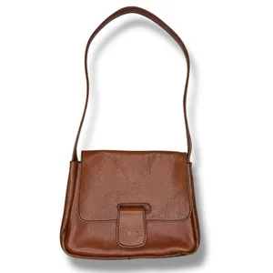 Vintage Genuine Leather Shoulder Bag Single Strap & Pockets‎ Made In Columbia thumbnail 2