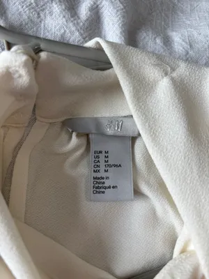 H & M Top thumbnail 2