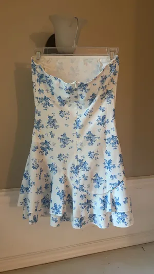 Blue Floral Strapless Mini Dress thumbnail 4