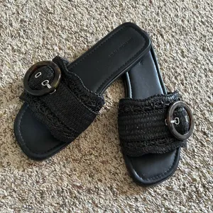 American Eagle Sandals thumbnail 1