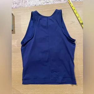 Everlane Perform Athletic Womens Royal Blue Crop Built In Bra Knit Tank Top thumbnail 2
