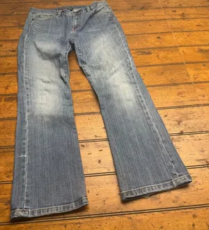Lauren Jeans Co Ralph Lauren Womens Bootcut Denim Pants Medium Wash Size 6P‎ thumbnail 1
