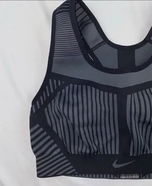 Nike Sports Bra  thumbnail 3