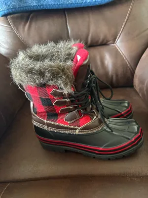 Tamarack Black And Red Plaid Women’s Boots thumbnail 5