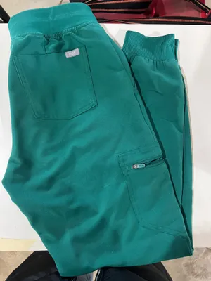 FIGS Hunter Green Scrub Pants thumbnail 1
