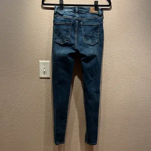 American Eagle Super Stretch Super High Rise Jeggings Size 0 Regular Distressed thumbnail 8