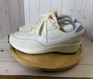 Nike Waffle Debut Vintage Women's 8 Game Royal White Sail Sneakers DX2931-400 thumbnail 1