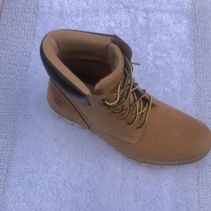Timberland Women’s Winter Cold Weather Brockton Lace-up Boots Sz 8.5 thumbnail 3