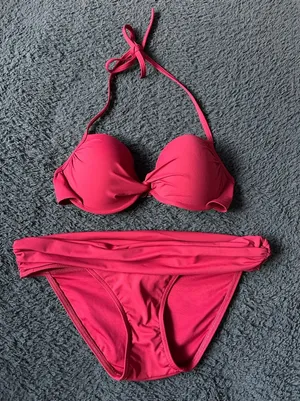 Victorias Secret Bikini- M bottoms, 34D halter tie top thumbnail 1