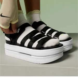 Nike Icon Classic Sandals Slides Shoes DH0224-001 Black / White Women's Size 10 thumbnail 3