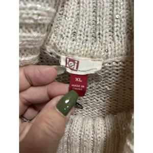 L.e.i Juniors‎ Knit Cream Sequins Sweater Long Sleeve Size XL Turtleneck Soft thumbnail 2