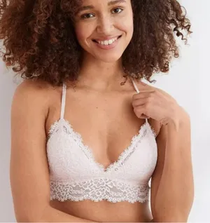 aerie Women’s Lace Padded Triangle Bralette Romantic in Ivory Size L thumbnail 1
