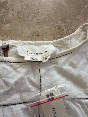 Anthropologie top thumbnail 3
