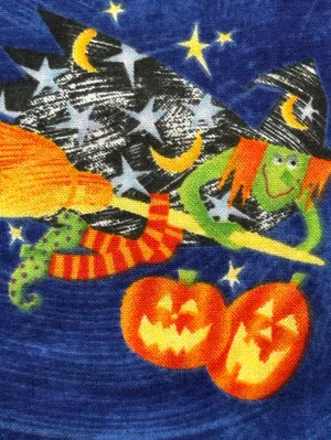 Vintage 90’s Halloween Scrub Top Small Haunted House Ghost Pumpkin Witch V-Neck thumbnail 5