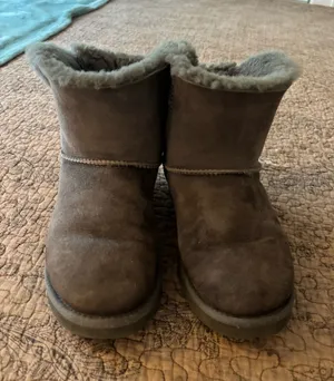 UGG Boots Women’s thumbnail 1