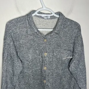 Bohme Polgram by Wellmade Inc.Gray Woven Schacket frayed hems Button down Size M thumbnail 3