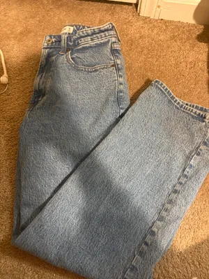 Abercrombie and fitch curve love 90s relaxed high rise jeans thumbnail 1