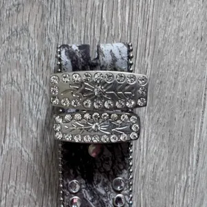 Blazin‎ Roxx Womens Western Snakeskin Rhinestone Studded Leather Belt Grey M thumbnail 3