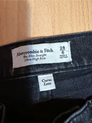 Forever 21 BUNDLE of 5 Jeans Zara, American Eagle, Pacsun, Abercrombie and Fitch etc. thumbnail 6
