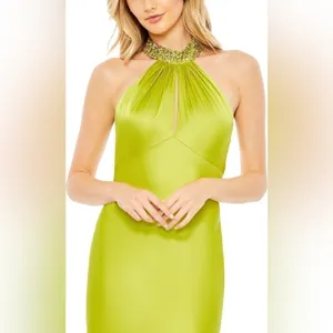 IEENA FOR MAC DUGGAL 7599567 Beaded Halter Neck Satin Mermaid formal Gown Green thumbnail 4