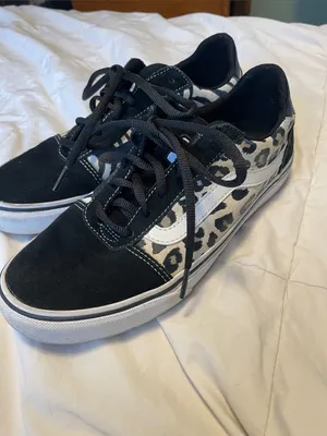 Vans Black and Leopard-Pattern Low-Top Sneakers thumbnail 2