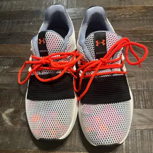 Under Armour Women's Charged Breathe Lace PR - Size 9 US neon orange and black thumbnail 2