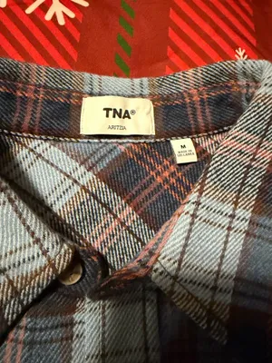 TNA Flannel Aritzia thumbnail 2