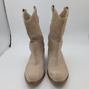 BCBGeneration‎ Bastille Taupe Suede Perforated Western Boots Womens 7.5B 37.5 thumbnail 3