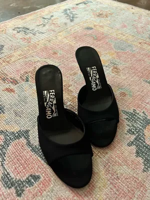 Ferragamo Salvatore Black Kitten Vintage Heels thumbnail 2