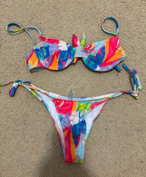 bikini thumbnail 1