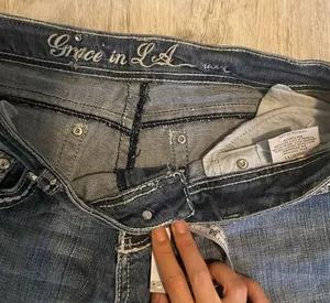 grace in la low rise rhinestone embellished straight leg cross jeans y2kvintage thumbnail 4