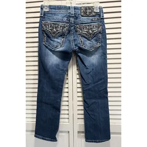 Miss Me Straight Cropped Denim Jeans Embroidered/Gems Logo Size‎ 25 Low Rise thumbnail 4