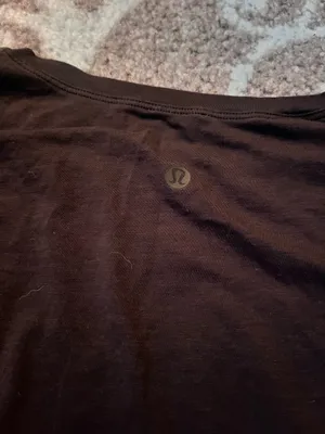 Lululemon athletica black short sleeve tee thumbnail 3
