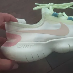 Nike Free RN 5 pale ivory shimmer Sail running tennis shoes size 8.5 gre… thumbnail 5