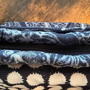 Vera Bradley  Indigo print pattern crossbody handbag thumbnail 10