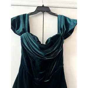 House of CB Jolanda Emerald Green Off Shoulder Mini Dress Size M thumbnail 6
