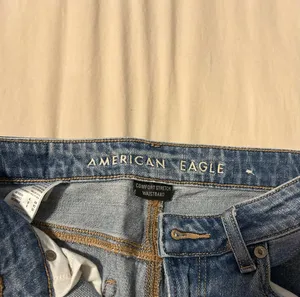American Eagle Jeans thumbnail 4