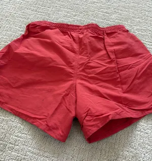 Patagonia Baggies Shorts 5” Red thumbnail 3