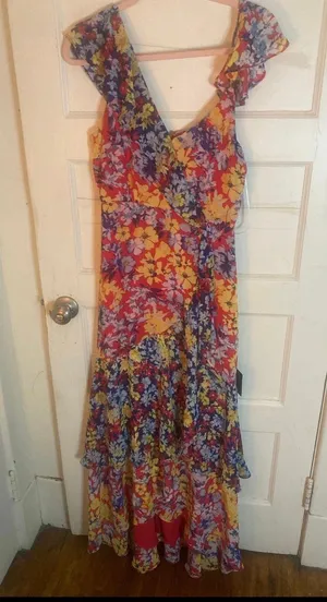 Lulus NWOT  Floral Dress thumbnail 3