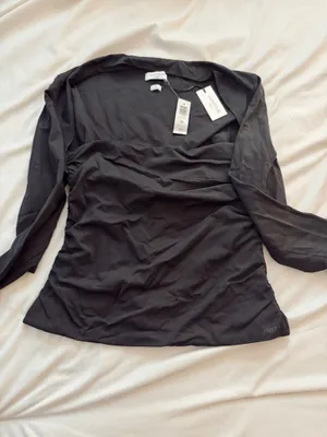 Aritzia Contour Top thumbnail 2