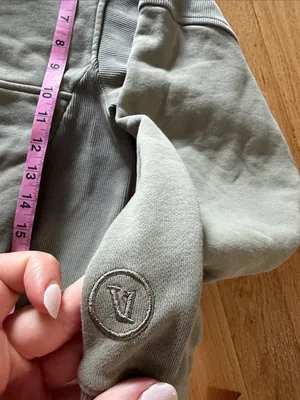Vuori Sedona Ribbed Half Zip Sweatshirt Metal Olive Sage Sz L thumbnail 6