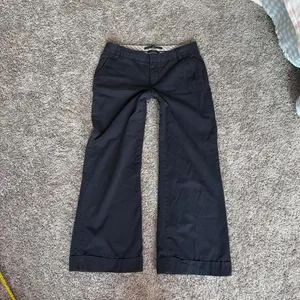 Gap Women's Grey and Black Trousers thumbnail 2