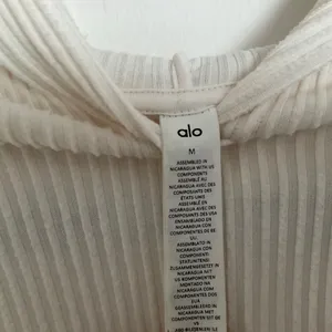 Alo Yoga Muse Hoodie Ivory S thumbnail 4