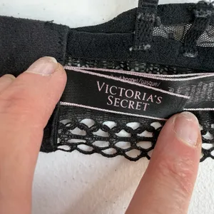 Victoria's Secret‎ S Small Bralette Bra Black Lace Adjustable Unlined Sheer Mesh thumbnail 10