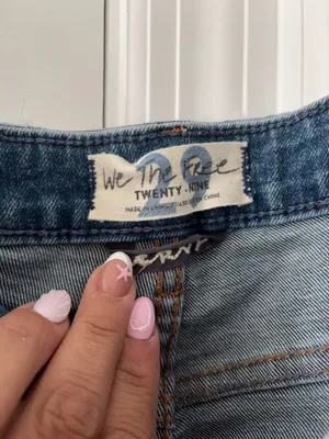 We The Free Size 29 High Rise Distressed Raw Hem Denim Shorts thumbnail 6