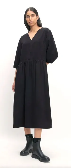 Everlane Tencel Puff Sleeve Dress Women L Black V Neck Midi Lagenlook Minimalist thumbnail 1