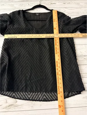 VICI Women’s Large Black Chevron Sheer Balloon Sleeve Blouse USA thumbnail 7
