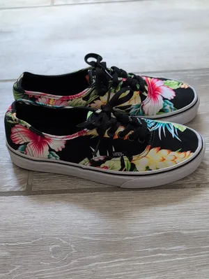 Vans Authentic Hawaiian Print Sneakers W9/M 7.5| Vans Authentic Shoes thumbnail 3