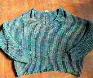 Tilly's knit sweater thumbnail 1